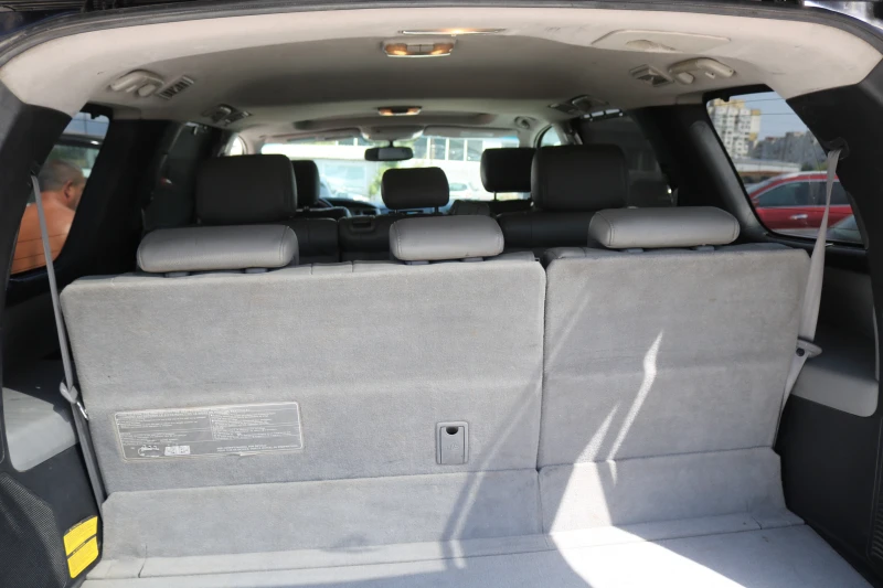 Toyota Sequoia 5.7 V8 4x4, снимка 14 - Автомобили и джипове - 51570585