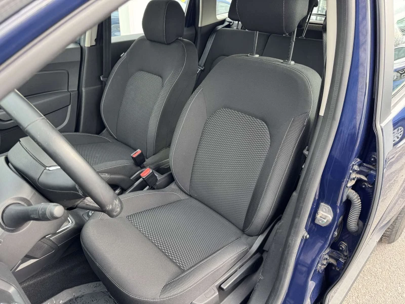 Dacia Duster 1.3 Tce 4x4 130 k.c., снимка 13 - Автомобили и джипове - 53085348