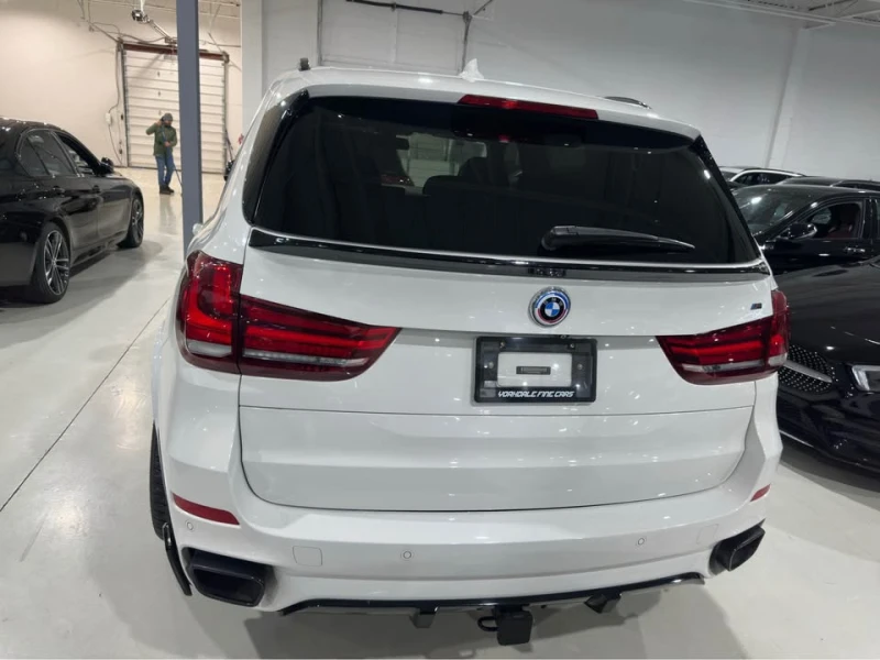 BMW X5 xDrive35i / M Sport Pkg / Harmon/Kardon Sound / Na, снимка 3 - Автомобили и джипове - 53191596