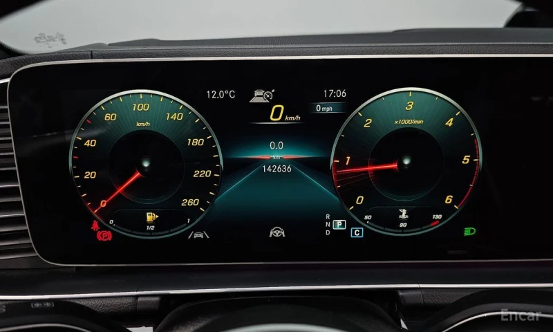 Mercedes-Benz GLE 400, снимка 8 - Автомобили и джипове - 53204249