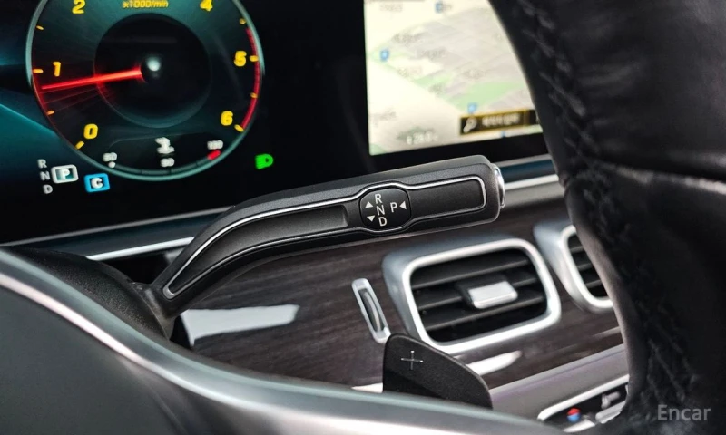 Mercedes-Benz GLE 400, снимка 9 - Автомобили и джипове - 53204249