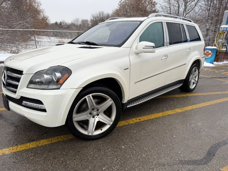 Mercedes-Benz GL 550 ОБДУХВАНЕ * * ЧЕРЕН САЛОН * * CARFAX * * 