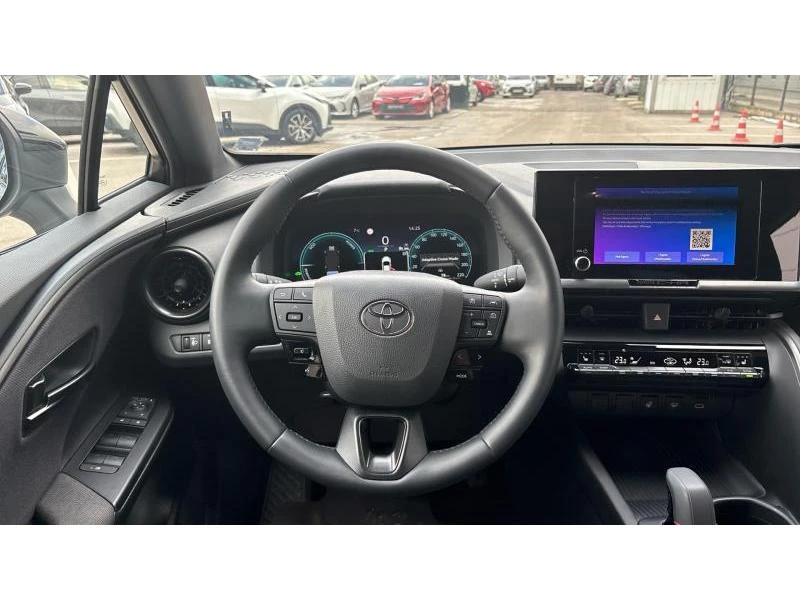 Toyota C-HR 1.8 HSD CLUB FWD - изображение 9