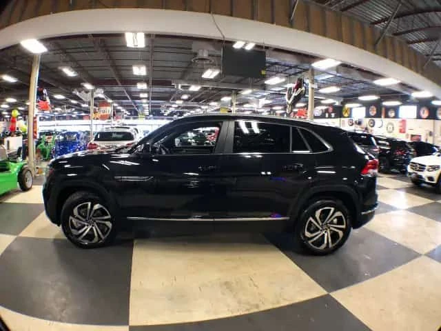 VW Atlas * HIGHLINE * ДИСТРОНИК * ОБДУХВАНЕ * ПАМЕТ, снимка 4 - Автомобили и джипове - 54182745