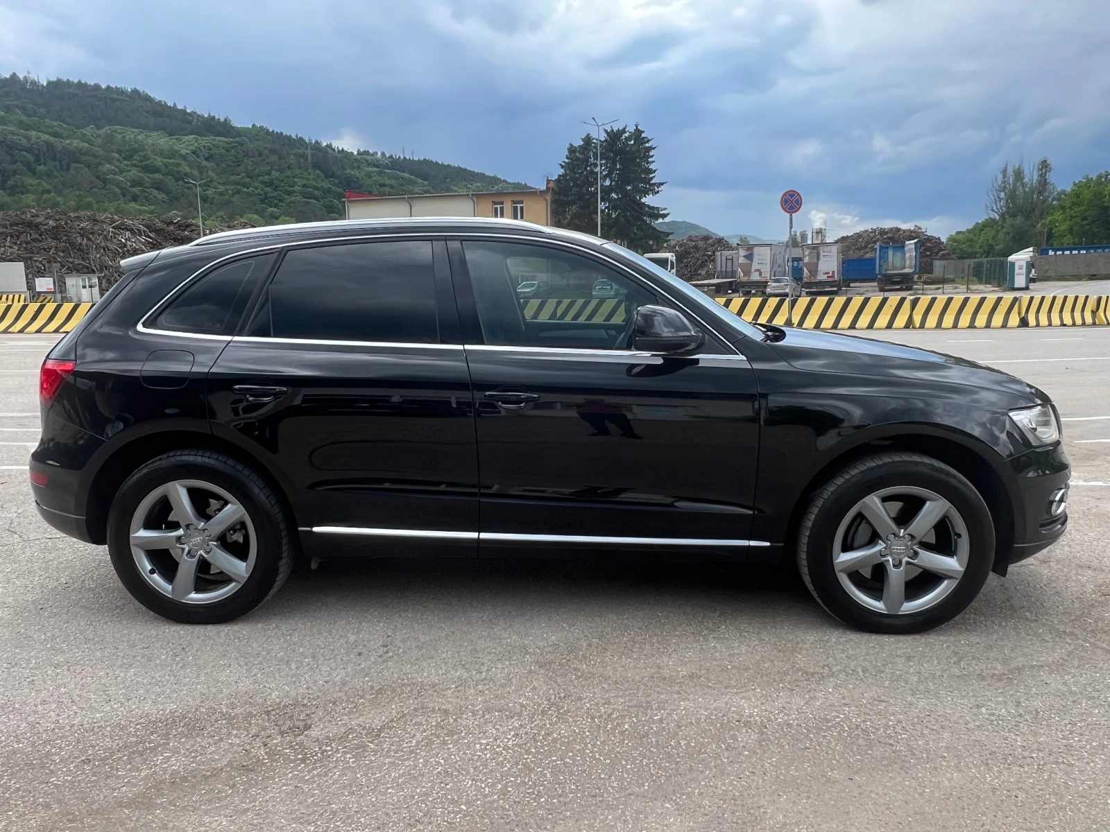 Audi Q5 3.0 TDI ! Quattro ! Keyless ! - изображение 4