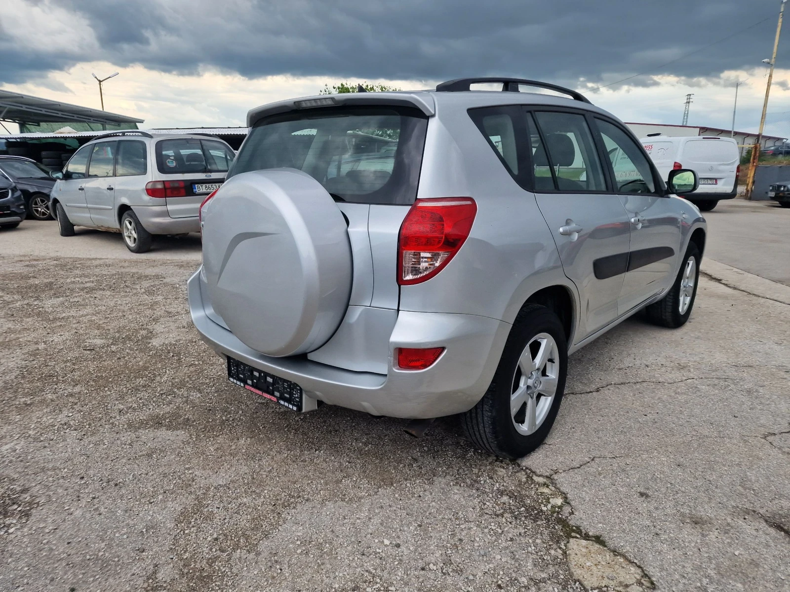 Toyota Rav4 2.2D-4D  - изображение 7