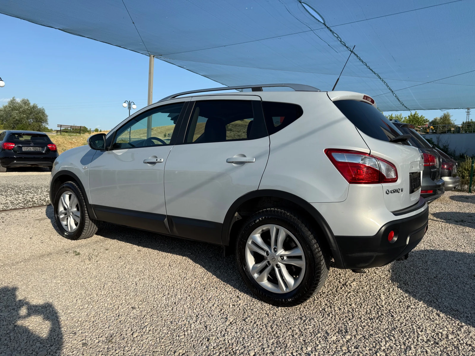 Nissan Qashqai 2.0i, АВТОМАТИК, FACELIFT, КОЖА, ПАНО, ПОДГР, XENO - изображение 6