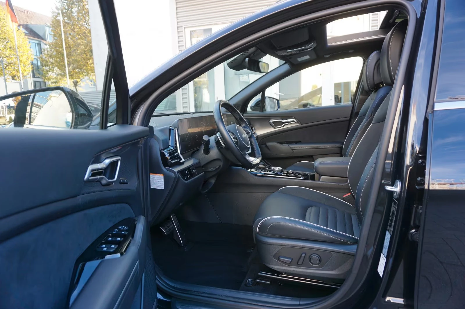 Kia Sportage PHEV/265HP/GT-LINE/PANO/MEMO/4WD/NAVI/360/LED/554g | Mobile.bg   9