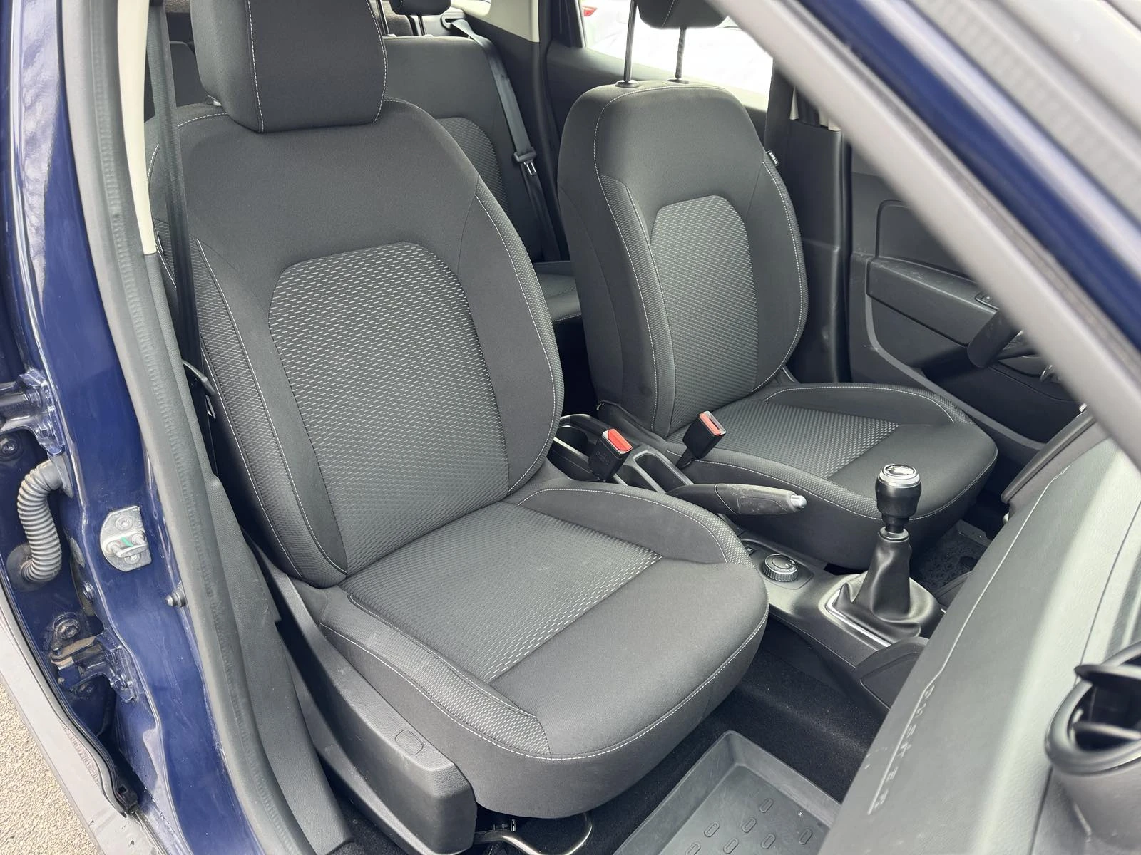 Dacia Duster 1.3 Tce 4x4 130 k.c. - изображение 9