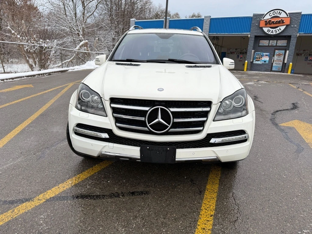 Mercedes-Benz GL 550 ОБДУХВАНЕ * * ЧЕРЕН САЛОН * * CARFAX * *  - изображение 2