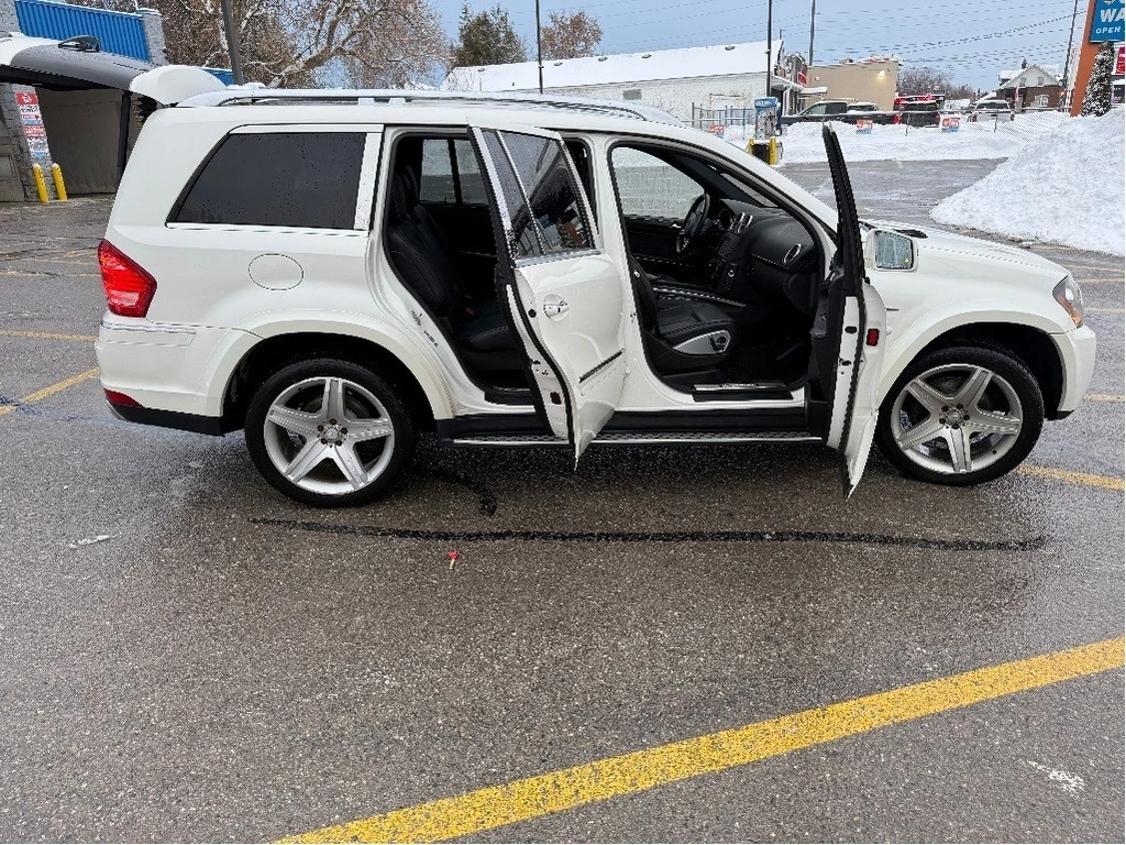 Mercedes-Benz GL 550 ОБДУХВАНЕ * * ЧЕРЕН САЛОН * * CARFAX * *  - изображение 4