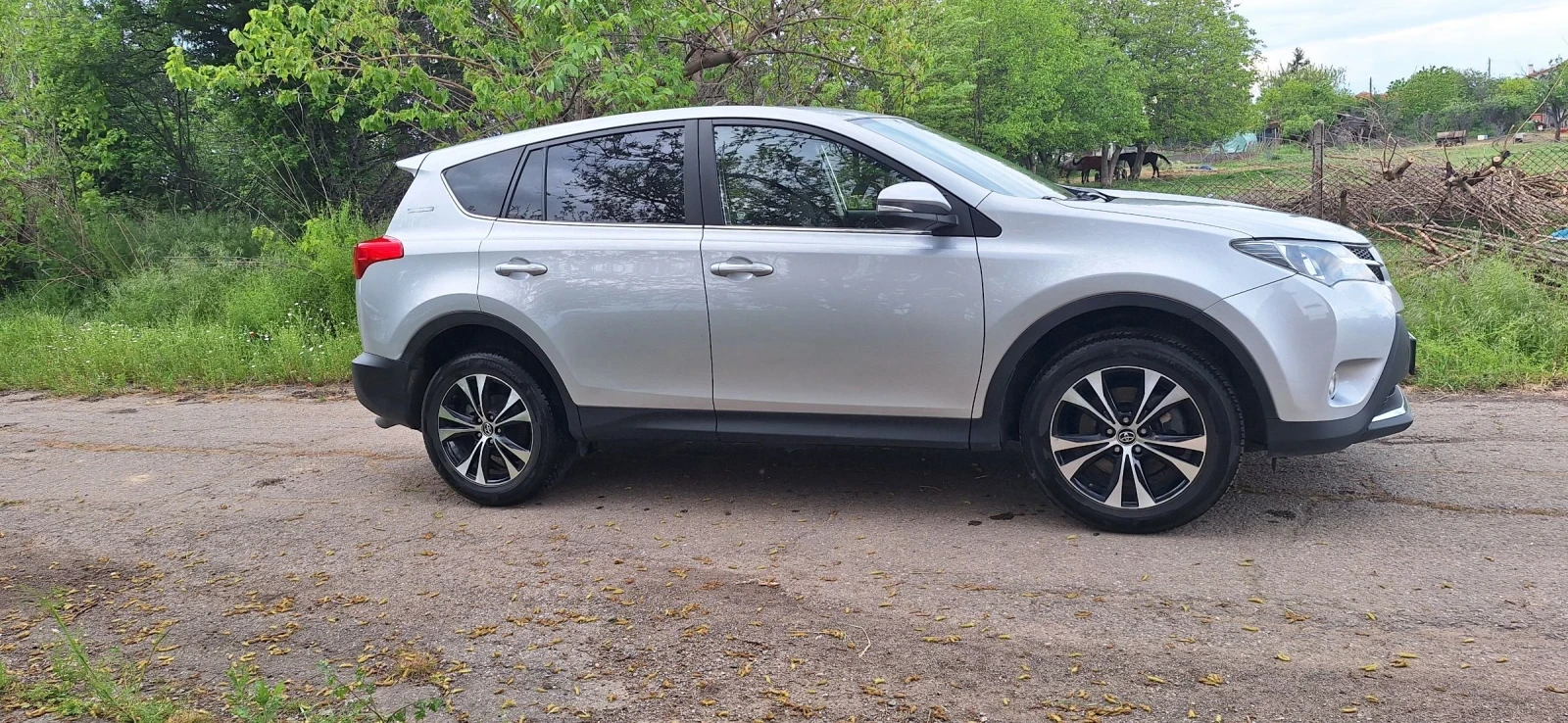 Toyota Rav4, снимка 3 - Автомобили и джипове - 53761104