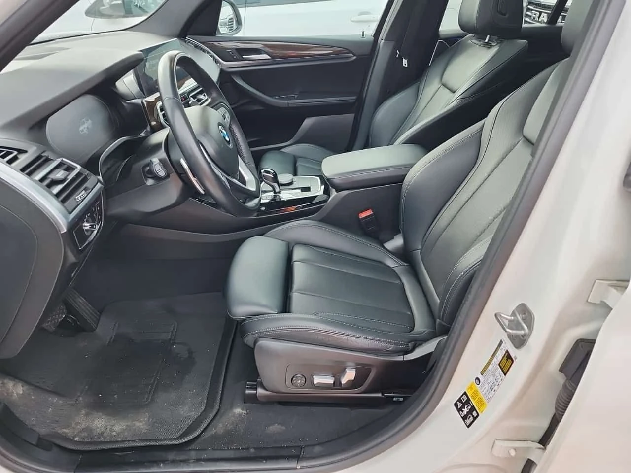 BMW X3  XDRIVE30I | PANO | KEYLESS | ПОДГРЕВИ | АМБИЕНТ |, снимка 5 - Автомобили и джипове - 53928435