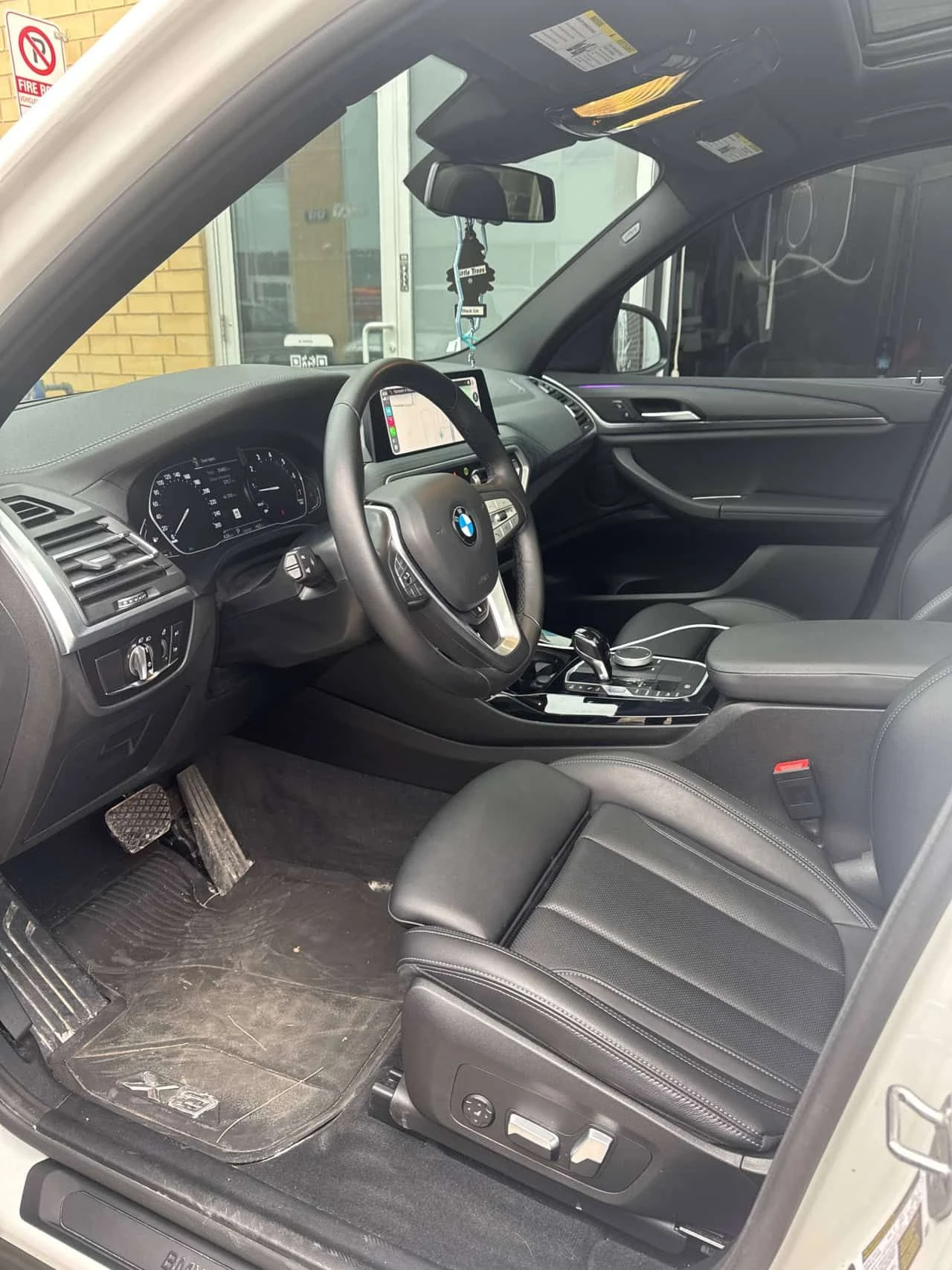 BMW X3 xDrive30i/ГУМИ+ ДЖАНТИ/ПРЕДСТАВИТЕЛСТВО НА BMW, снимка 7 - Автомобили и джипове - 53979376