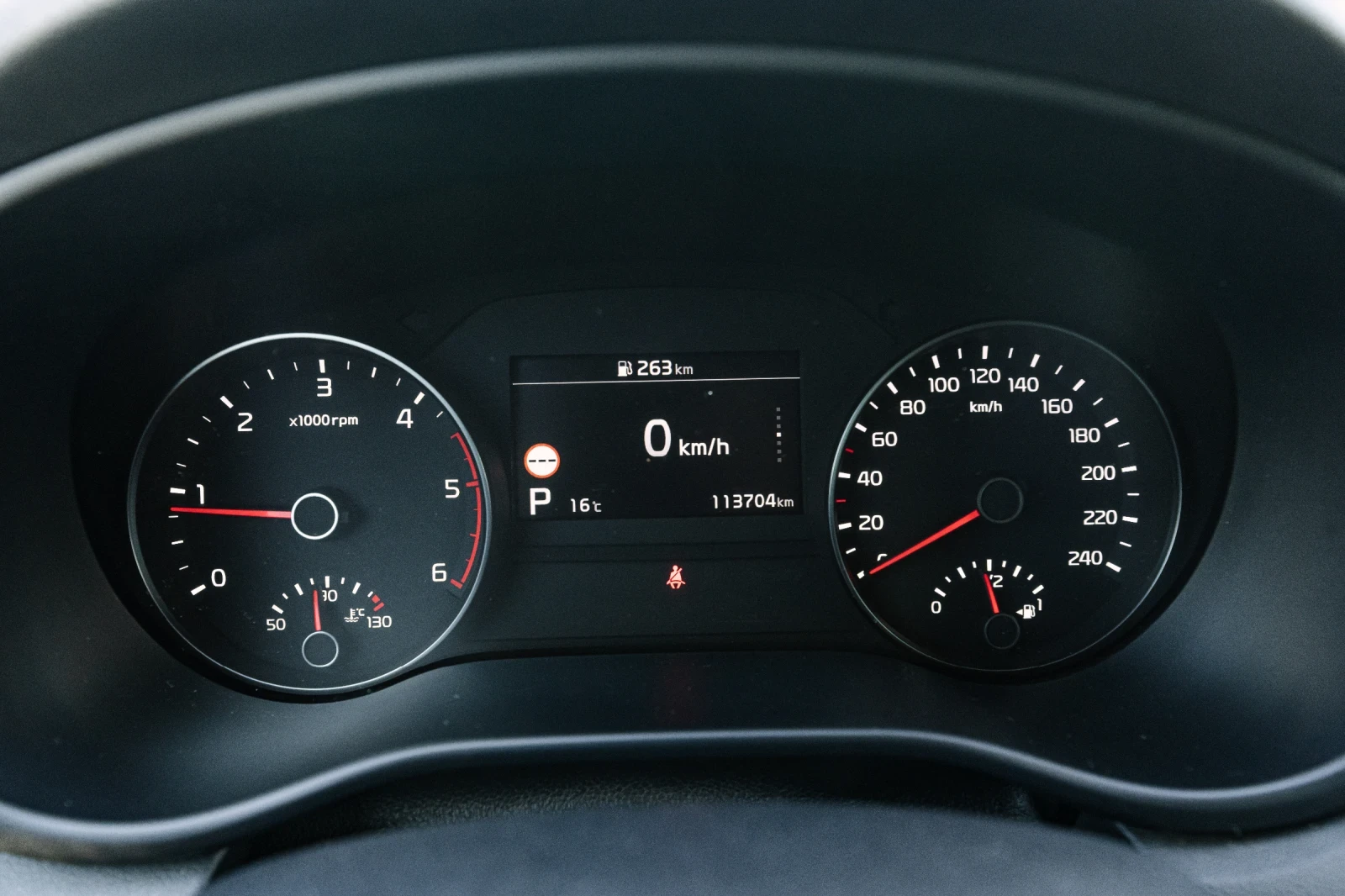 Kia Sportage 1.6 CRDI MILD HYBRID MHEV, снимка 8 - Автомобили и джипове - 54128507