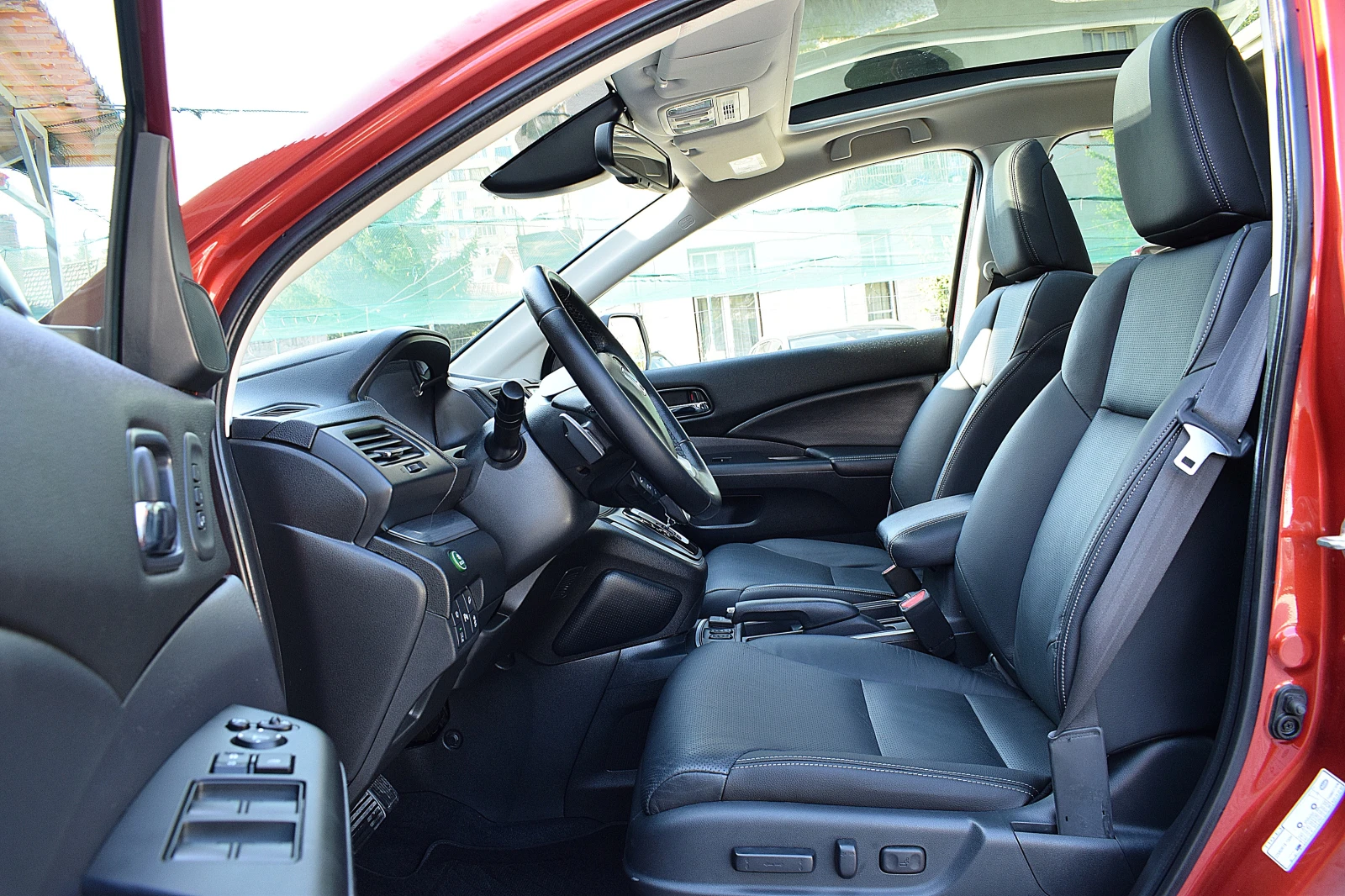 Honda Cr-v 1.6ШВЕЙЦАРИЯ-/КОЖА/НАВИ/ПАНОРАМА/МЕМОРИ, снимка 7 - Автомобили и джипове - 54231481