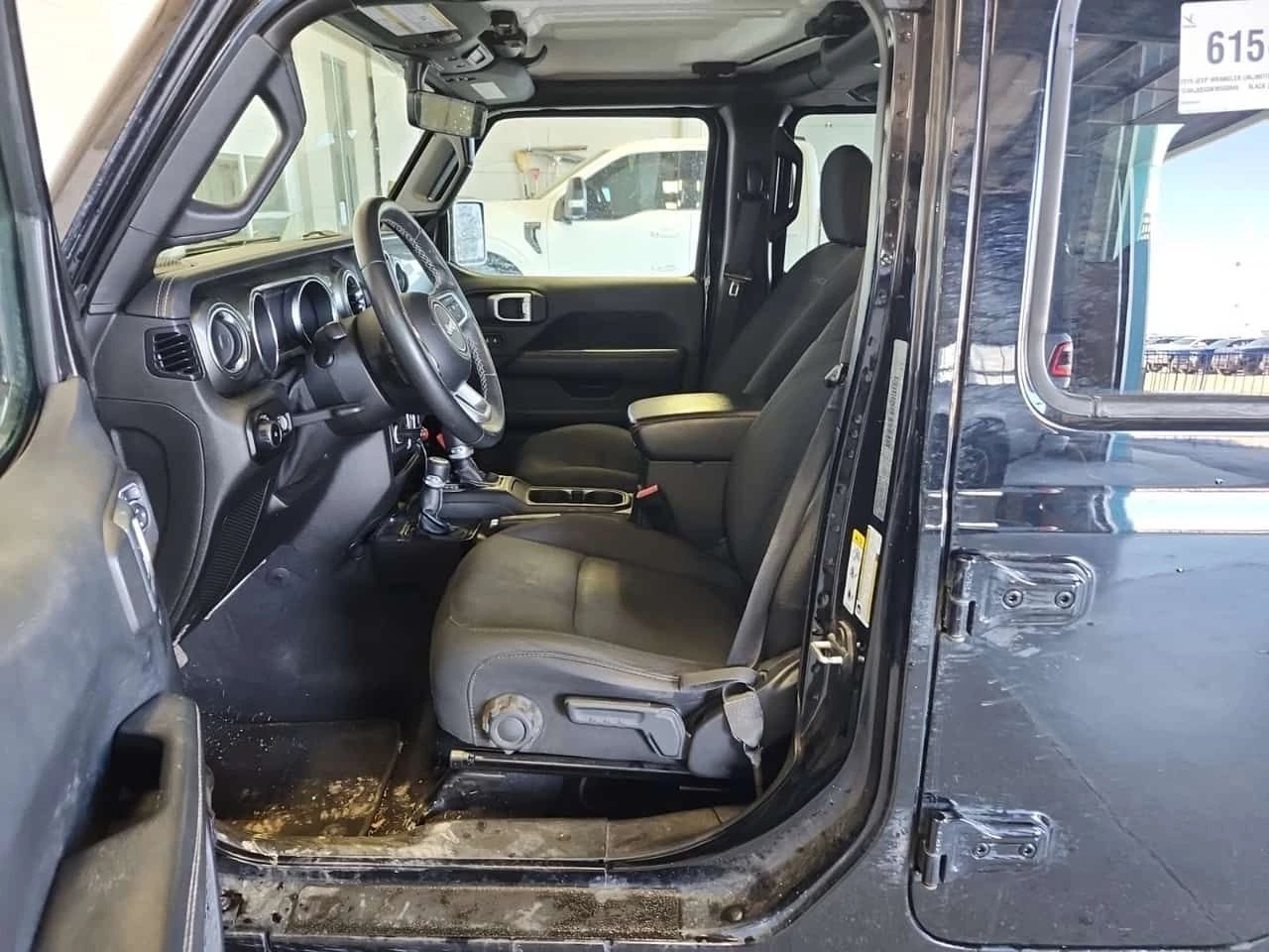 Jeep Wrangler Sahara/CARFAX/����/3.6/4�4 | Mobile.bg � ����������� 7