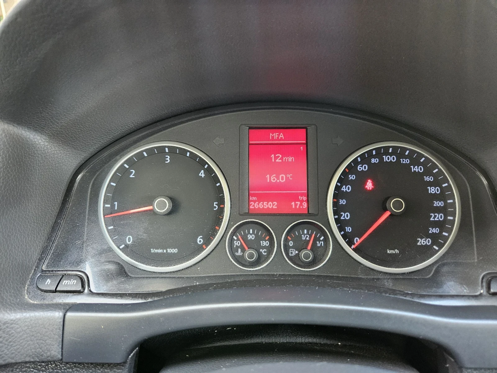 VW Tiguan 2.0 170k.s | Mobile.bg � ����������� 12