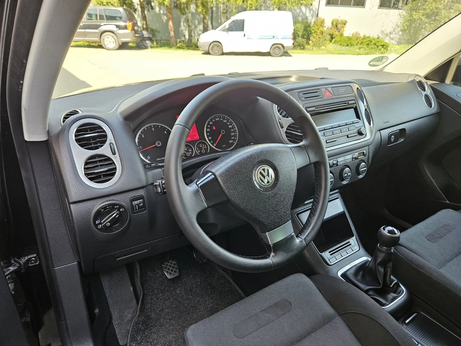 VW Tiguan 2.0 170k.s | Mobile.bg � ����������� 15
