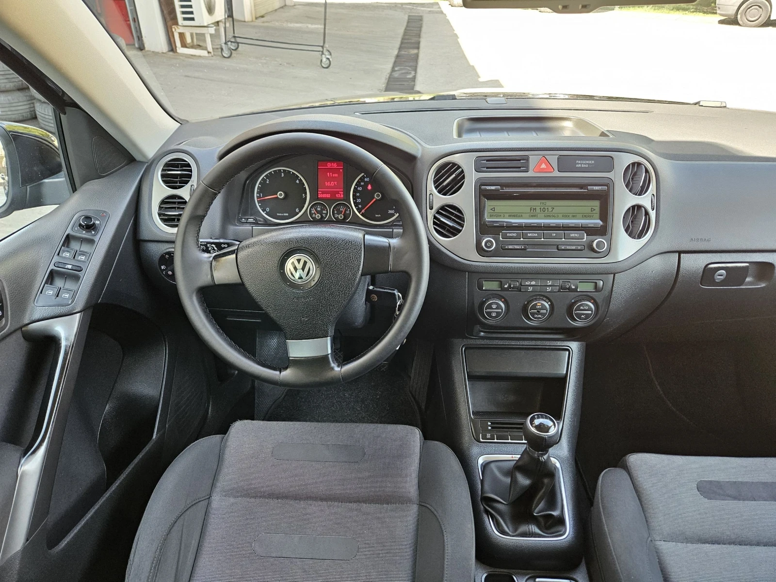 VW Tiguan 2.0 170k.s | Mobile.bg � ����������� 14