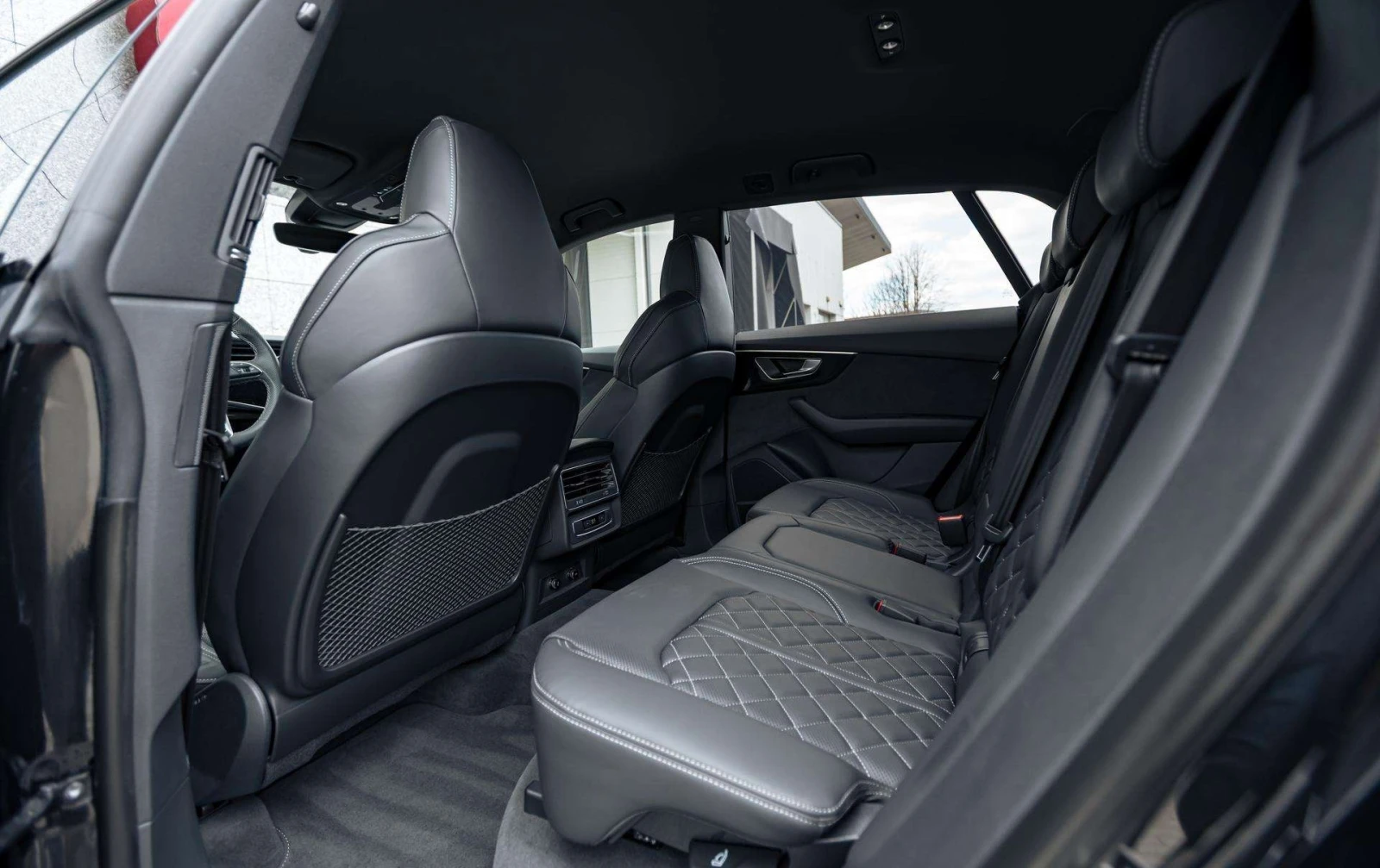 Audi Q8 60TFSI Quattro S-Line, снимка 10 - Автомобили и джипове - 54341942