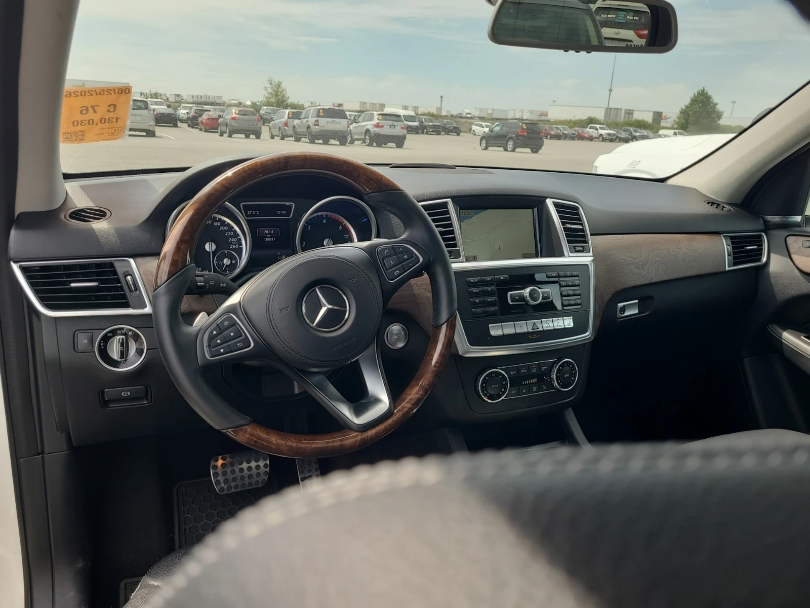 Mercedes-Benz ML 350 D * AMG * * CARFAX * * АВТО КРЕДИТ * * , снимка 2 - Автомобили и джипове - 55040540