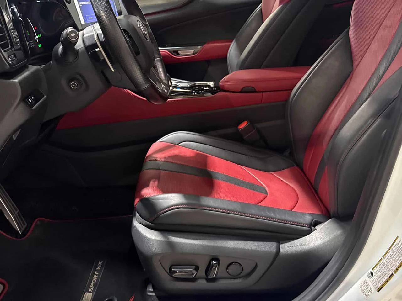 Lexus NX * 450h+ AWD * CARFAX * ��������� * ��������� | Mobile.bg � ����������� 14