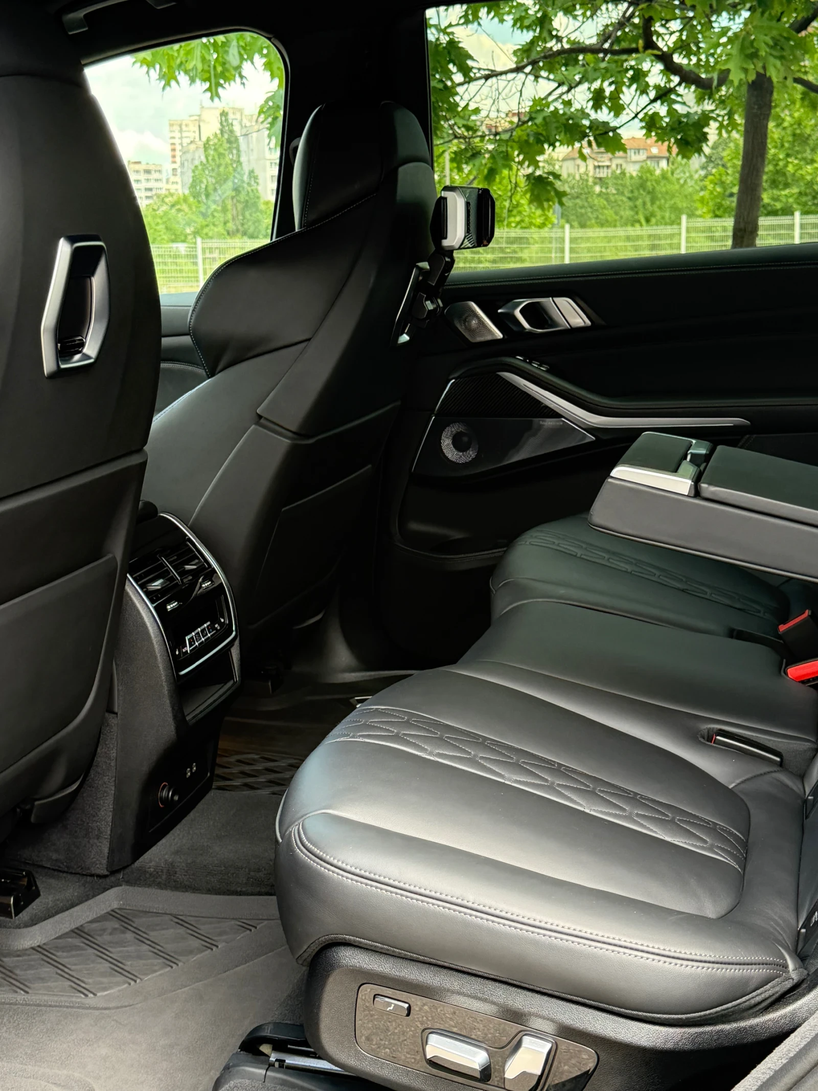 BMW X7, снимка 7 - Автомобили и джипове - 55352652