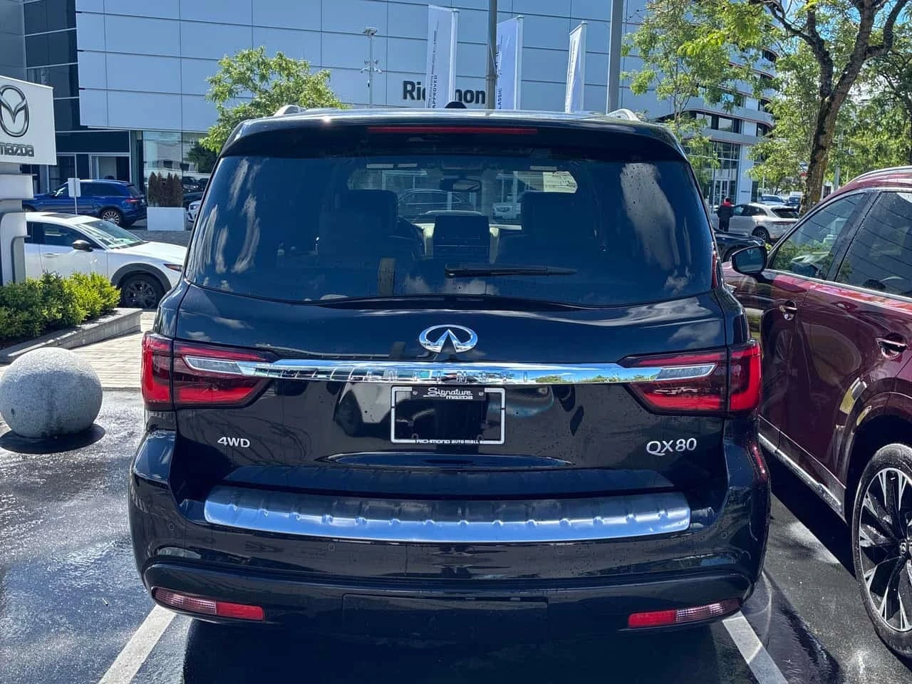 Infiniti QX80 LUXE 8 ������ * CARFAX * ����� �� ����������� | Mobile.bg � ����������� 4