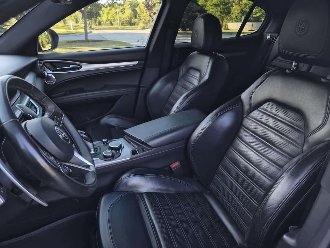 Alfa Romeo Stelvio * 2.0 Turbo 16V Ti Sport AWD * CARFAX *  | Mobile.bg � ����������� 6