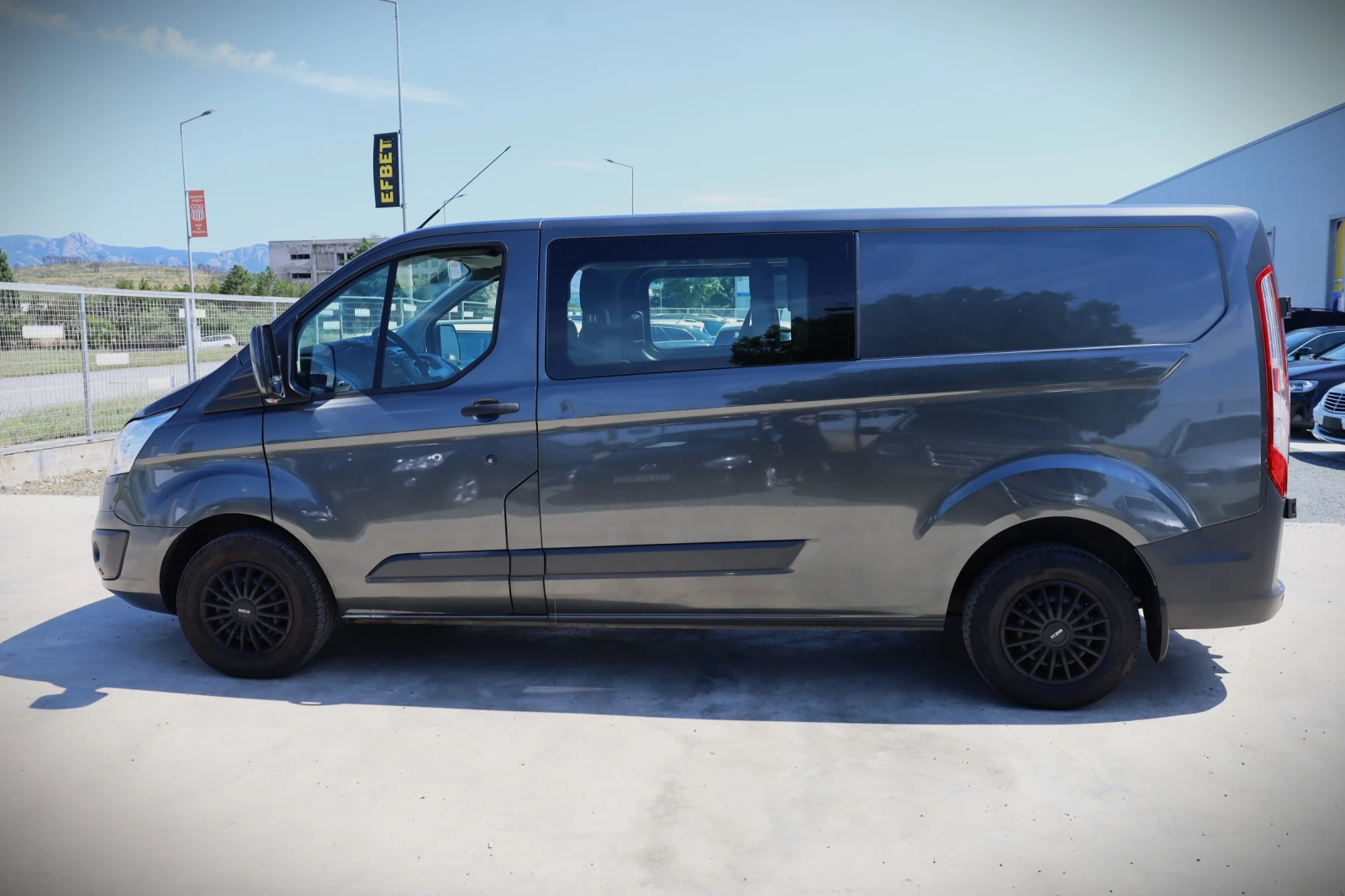 Ford Transit Custom 2.0 D, снимка 4 - Бусове и автобуси - 54968715