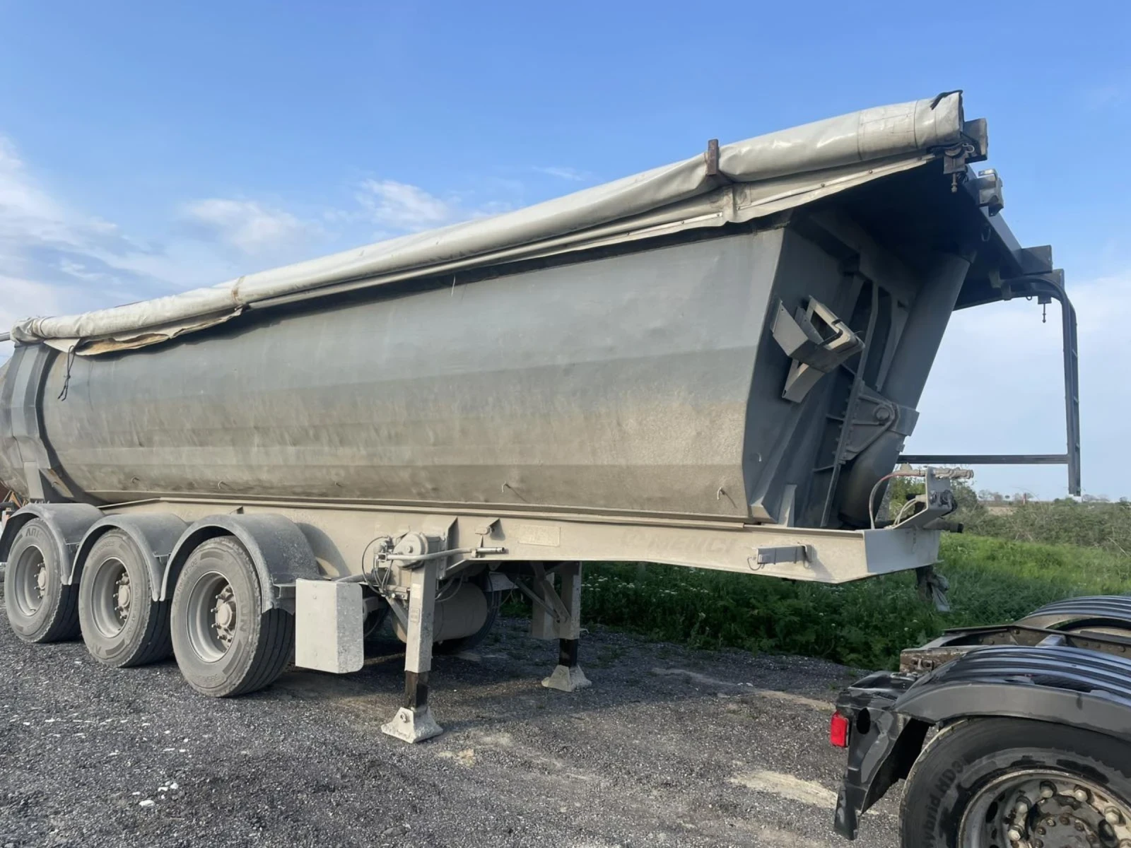 Renault Premium  - изображение 6