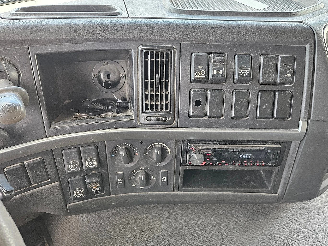 Volvo Fm 440, снимка 16 - Камиони - 56437379