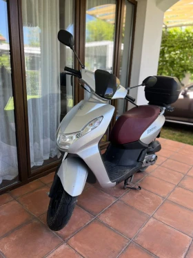 ����� �� �������� �� Peugeot Kissbee 2017