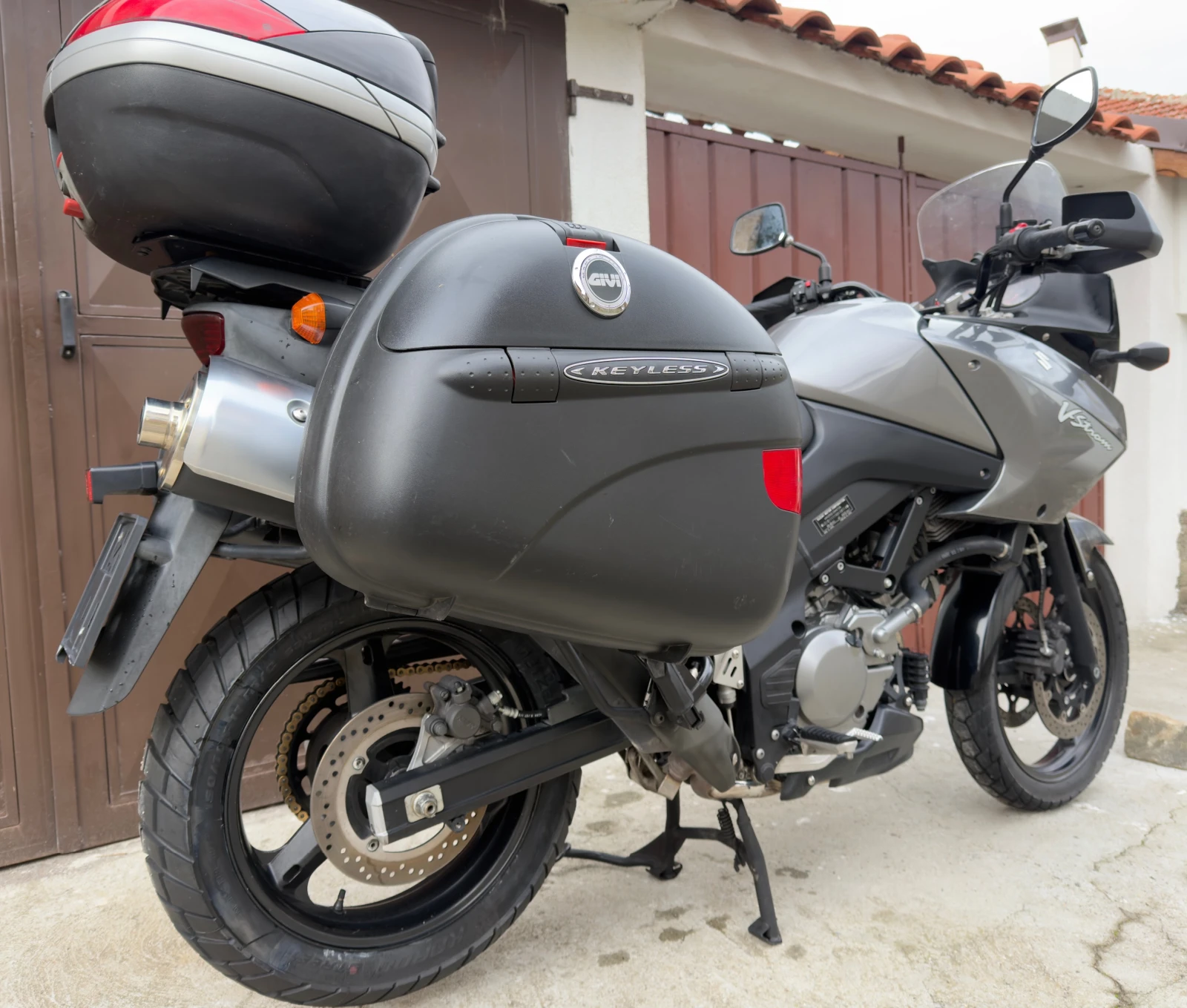 Suzuki V-strom 650 - 3 куфара - изображение 3