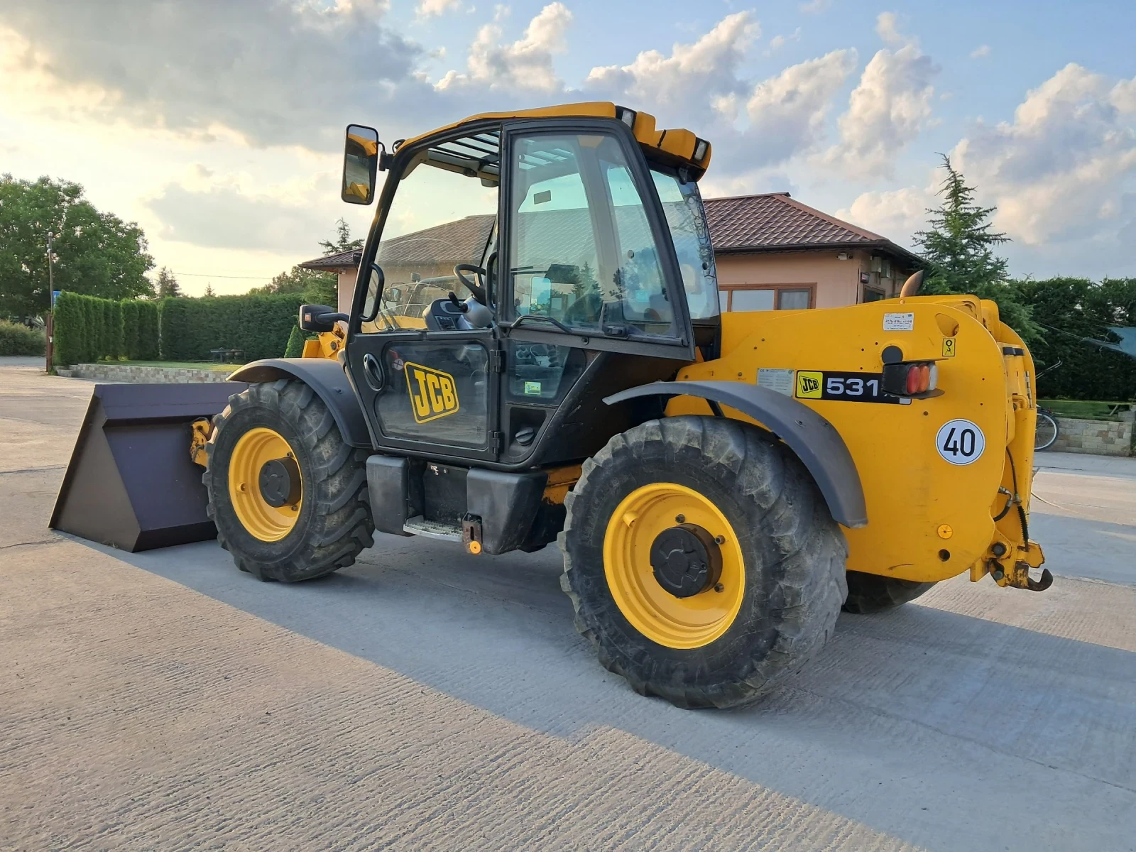 Телескопичен товарач JCB 531-70 - изображение 5