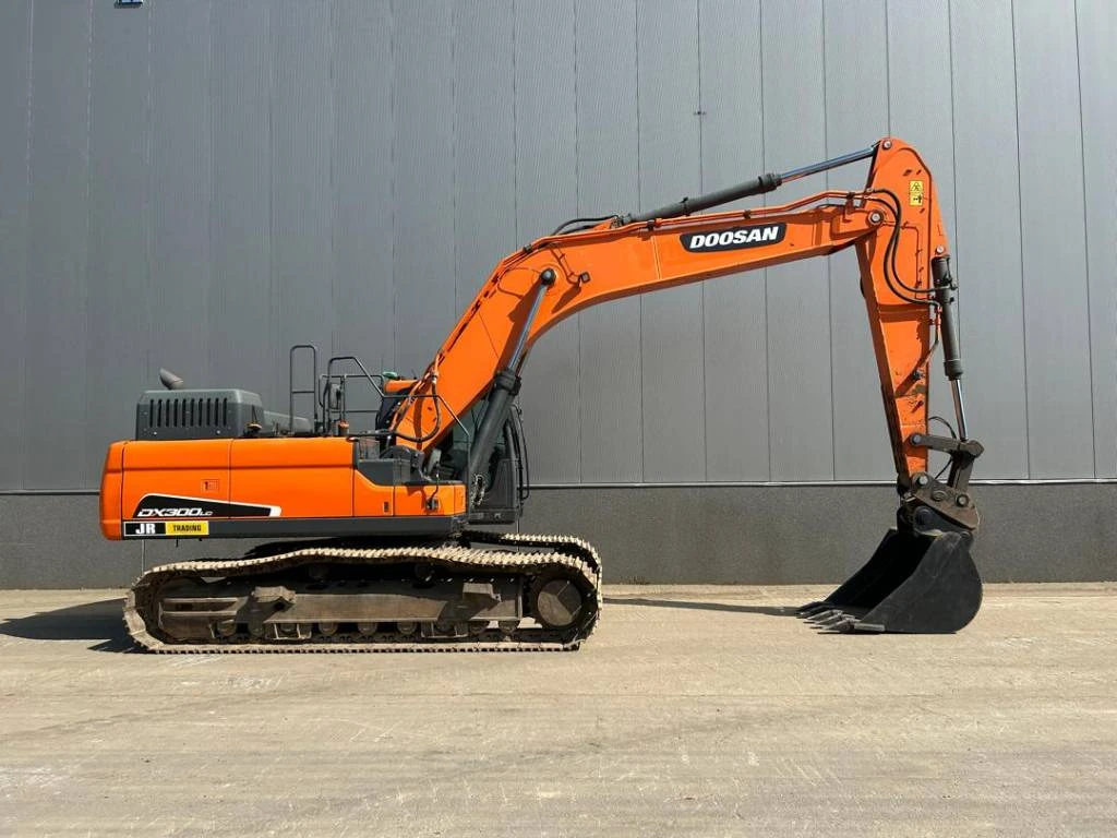 Багер DOOSAN DX 300 LC-5 - изображение 2
