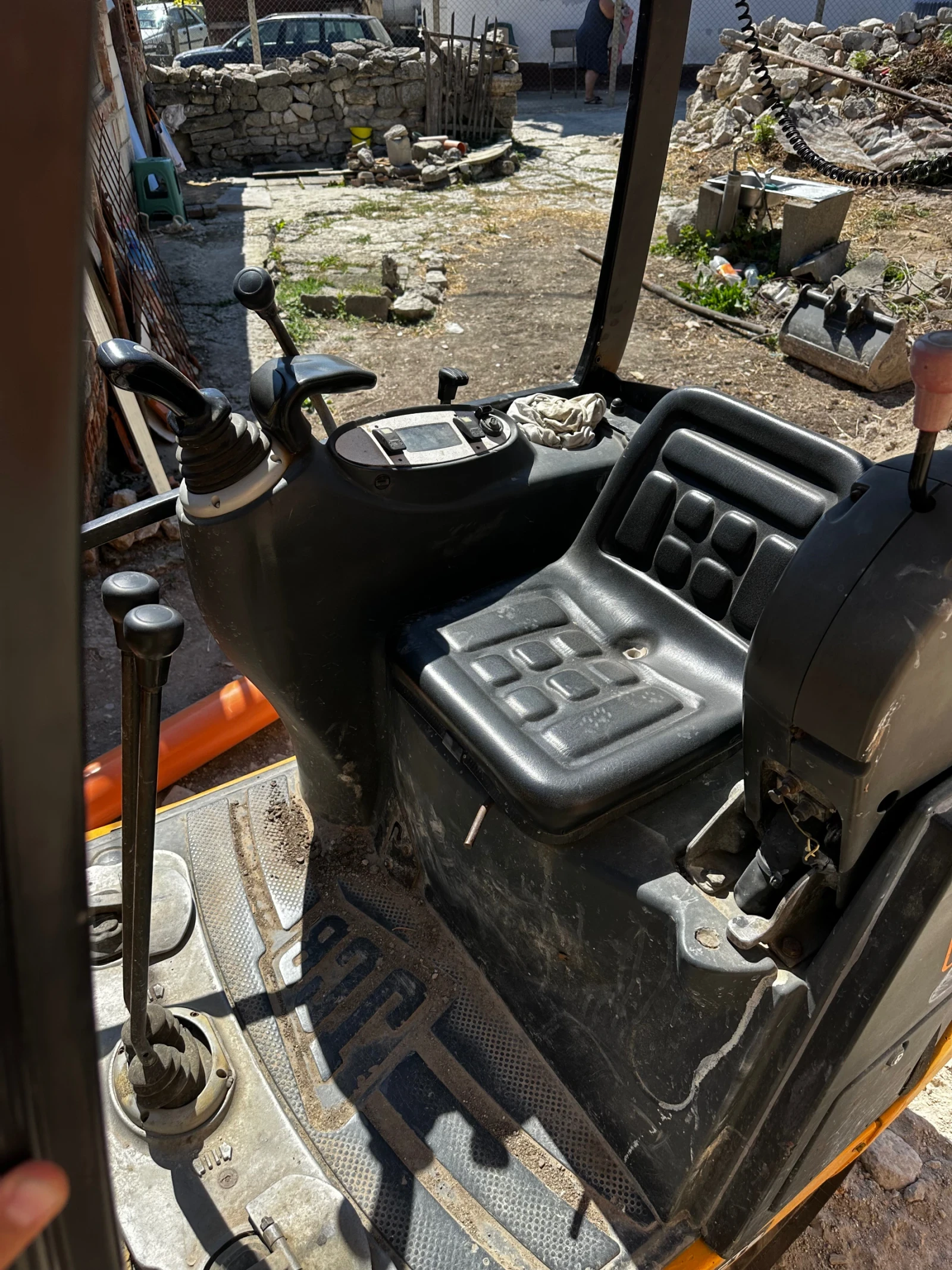 Багер JCB 8014 CTS, снимка 3 - Индустриална техника - 55694064