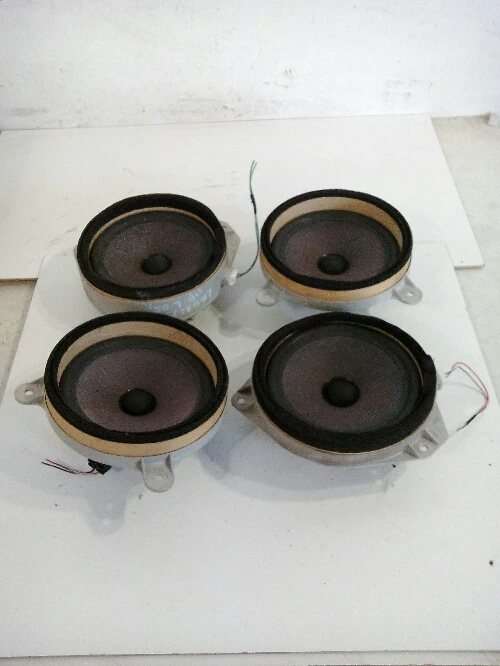 тонколона Субару Легаси (10)