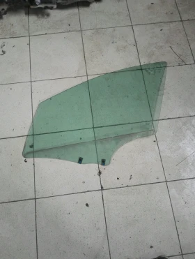 Стъкло предно ляво Пежо 407 (15)