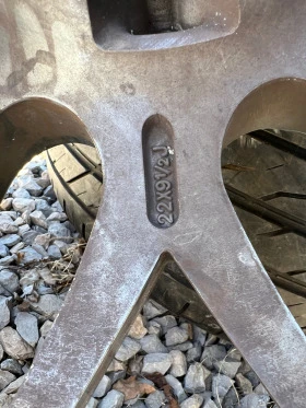 Гуми с джанти Michelin 285/35R22, снимка 7