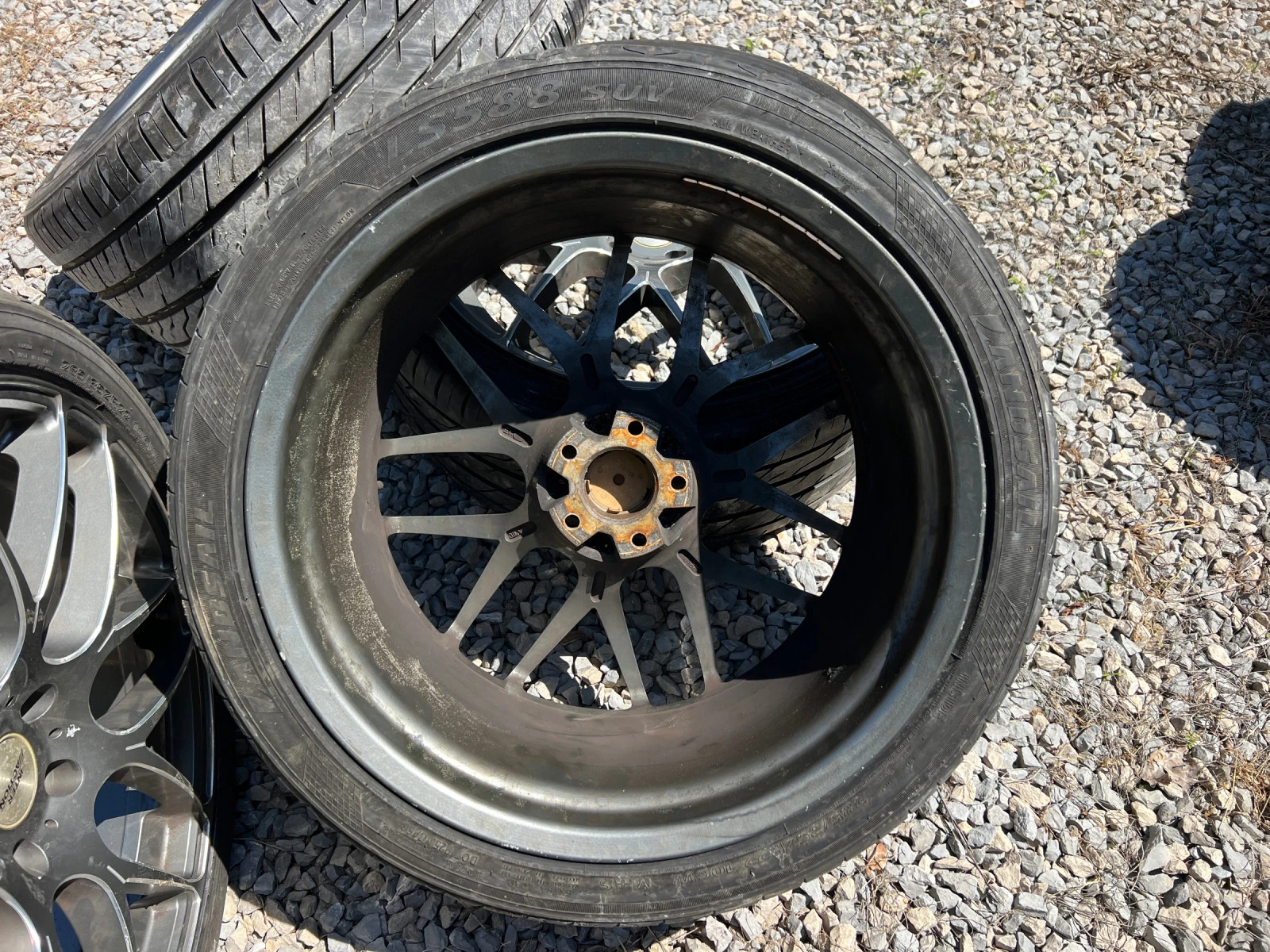    285/35R22  BMW | Mobile.bg   12