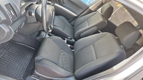 Toyota Corolla verso 7МЕСТА/ВС.ПЛАТЕН/ОБСЛУЖЕН/КАСКО/ВТОРИ ГУМИ/АНДРОИД, снимка 14