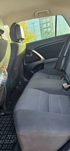 Toyota Avensis 2.0 D4D, снимка 16