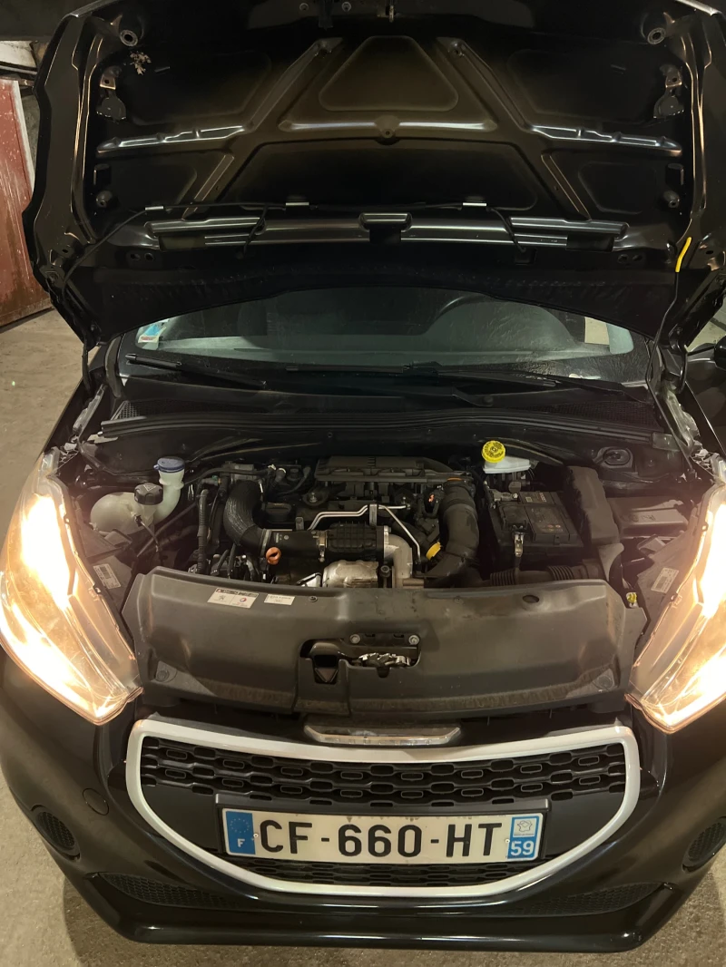 Peugeot 208 1.4HDI EURO 5, снимка 16 - Автомобили и джипове - 47001209