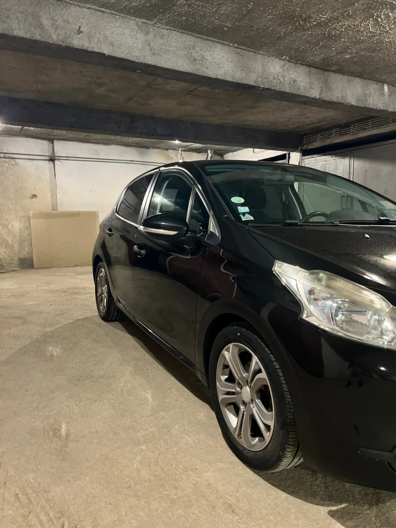 Peugeot 208 1.4HDI EURO 5, снимка 6 - Автомобили и джипове - 47001209