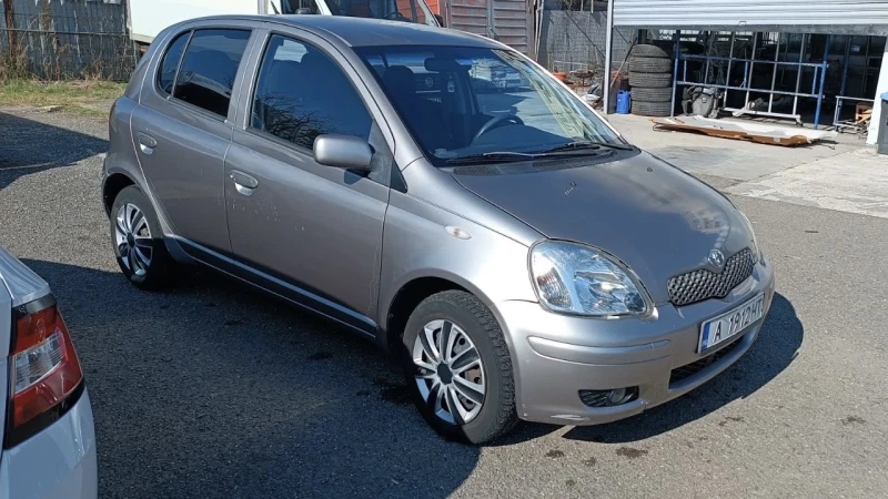 Toyota Yaris, снимка 2 - Автомобили и джипове - 47553651