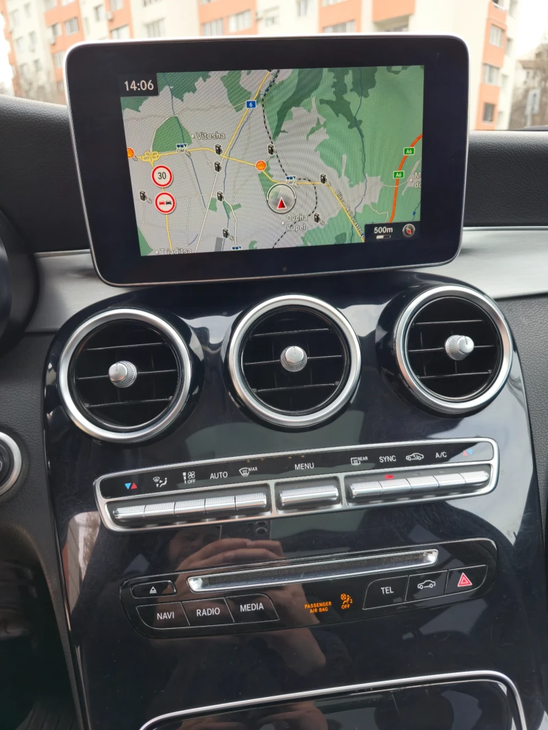 Mercedes-Benz C 220 AMG, 7G, FULL LED,  Панорама, снимка 14 - Автомобили и джипове - 49556557