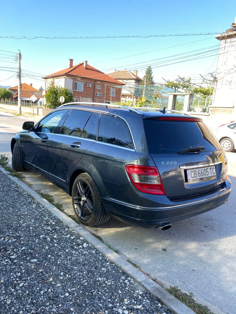 Mercedes-Benz C 220, снимка 5 - Автомобили и джипове - 51783734