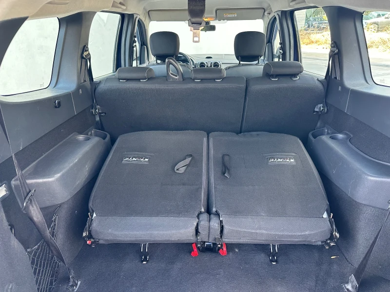 Dacia Lodgy 6+ 1 1.6i ГАЗ Stepway, снимка 7 - Автомобили и джипове - 51785651